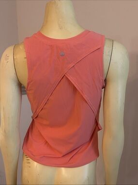 lululemon athletica Coral Pink Open-Crossover Back Tank Size 6